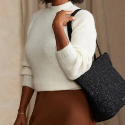 Vera Bradley Small Vera Tote - Black 5 Vera Bradley Small Vera Tote - Black -Occasionally Yours Small Tote 3 1 b69f3ae8 0e44 400f 8972 a50ce81ca826