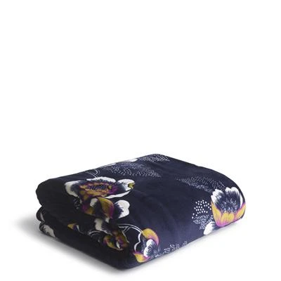 Oversized Throw Blanket Vera Bradley Oversized Throw Blanket -Occasionally Yours Vera Bradley Oversized Throw Blanket Midnight Seurat Floral 01