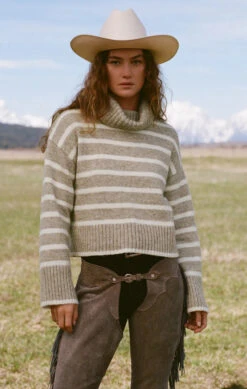 Josephine Stripe Sweater 6 Josephine Stripe Sweater -Occasionally Yours Z Supply Josephine Stripe Turtleneck Sweater ZW243828 HTP CAMPAIGN 9 740x 198738ae cbfd 4703 a14e b0c6f480567f