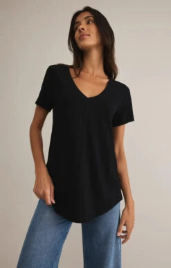 Asher V-neck Tee 7 Asher V-neck Tee -Occasionally Yours ZT241209 BLK DETAIL 2 740x 22a64905 7f35 4c57 8dba 57f2a0bd49f9