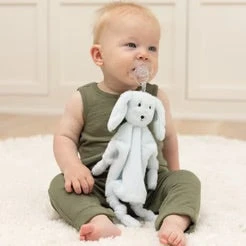 Pacifier Buddy Pacifier Buddy -Occasionally Yours bella tunno pacifier buddy danny the dog 4