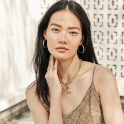 Contempo Medium Hoop Earrings 4 Contempo Medium Hoop Earrings -Occasionally Yours qija9906 03