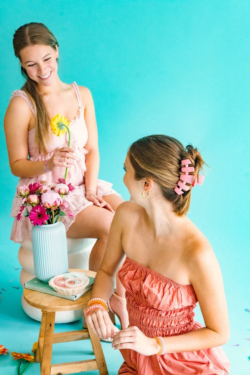 Large Clip Large Clip -Occasionally Yours teleties large clip calming coral 4