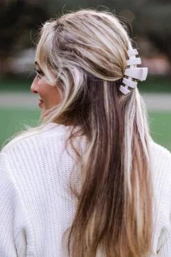 Medium Hair Clip -Occasionally Yours teleties medium hair clip toasted 4